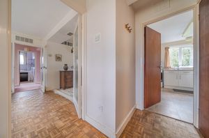 Entrance- click for photo gallery